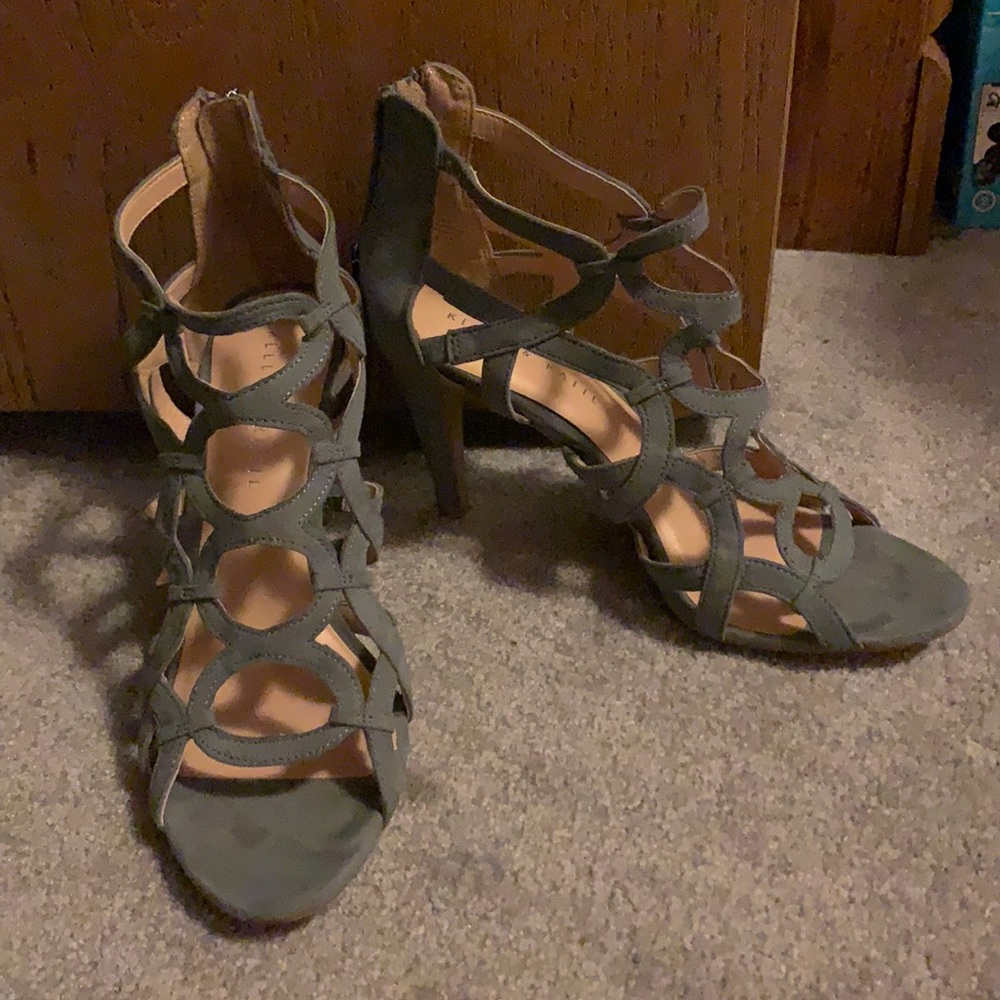 Kelly & Katie in grey